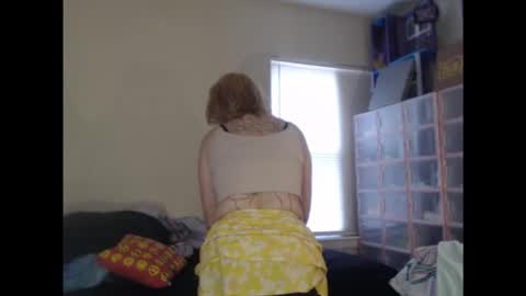 Snapshot of springtimefantastic chatting on January 17, 3:39 pm SpringtimeFantasfic online show from January 17, 3:39 pm