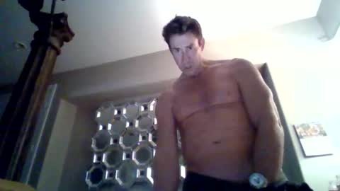 spunandhunglv online show from November 25, 7:08 am