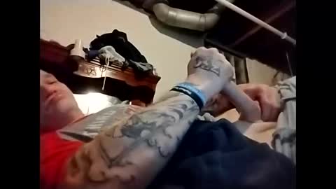 Snapshot of spundaddyandprincess chatting on December 30, 10:10 am spundaddyandprincess online show from December 30, 10:10 am