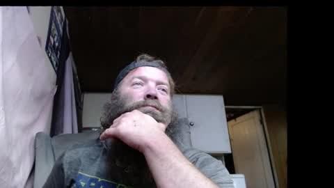 Snapshot of squegly chatting on May 2, 12:43 pm Bryan online show from May 2, 12:43 pm