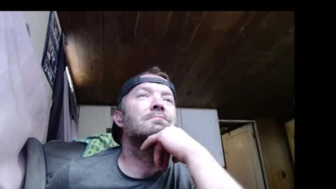 Snapshot of squegly chatting on May 20, 7:31 pm Bryan online show from May 20, 7:31 pm