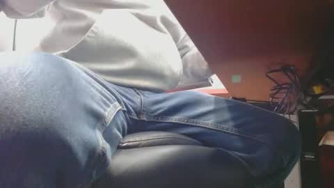 make me cum c2c talk to me online show from April 7, 9:15 pm