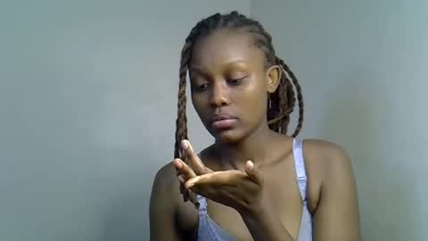 Snapshot of squirt_godes chatting on November 25, 2:33 am Tashy online show from November 25, 2:33 am