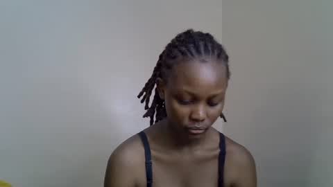 Snapshot of squirt_godes chatting on December 3, 7:01 pm Tashy online show from December 3, 7:01 pm