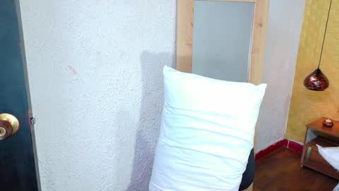 Snapshot of squirter_girl69 chatting on January 16, 7:28 am squirter_girl69 online show from January 16, 7:28 am