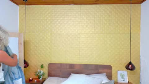 Snapshot of squirter_girl69 chatting on January 21, 3:26 am squirter_girl69 online show from January 21, 3:26 am