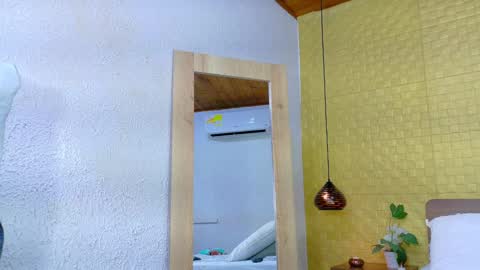 Snapshot of squirter_girl69 chatting on February 7, 6:56 am squirter_girl69 online show from February 7, 6:56 am