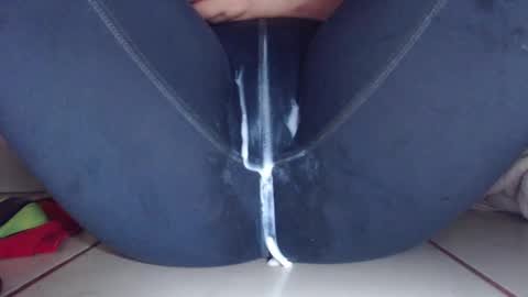 squirtkat25 online show from February 13, 3:07 am