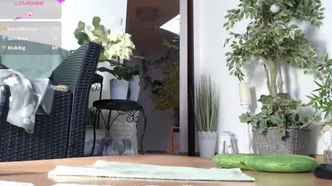 Snapshot of squirtmanica chatting on January 26, 7:10 am Monica online show from January 26, 7:10 am