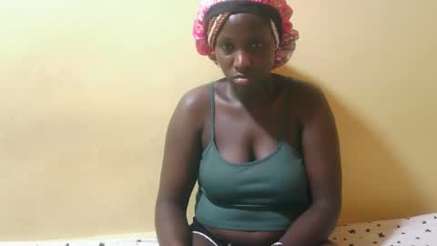 squirtypussie online show from April 15, 7:26 am