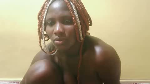 Snapshot of squirtypussie chatting on April 24, 12:07 pm squirtypussie online show from April 24, 12:07 pm