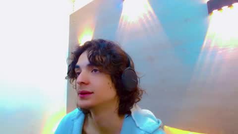 ethan online show from October 6, 2:25 pm