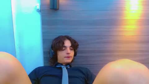 ethan online show from April 22, 1:12 pm