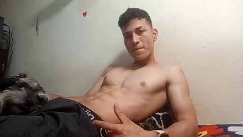 Snapshot of sradicto chatting on November 1, 2:02 am Flacofitxx online show from November 1, 2:02 am