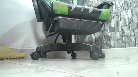 sr master cum its my old account online show from October 25, 2:08 am