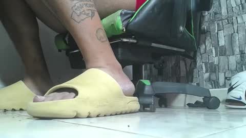 sr master cum its my old account online show from November 30, 4:00 pm