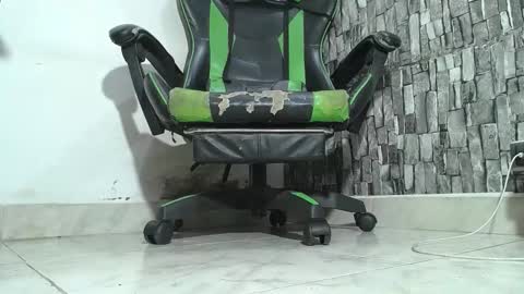 sr master cum its my old account online show from December 23, 8:01 am