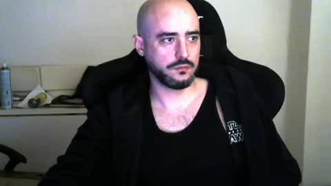 Snapshot of srtramposo chatting on November 24, 12:27 pm srtramposo online show from November 24, 12:27 pm