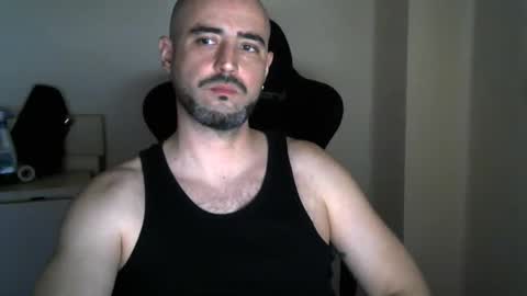 Snapshot of srtramposo chatting on March 14, 7:30 pm srtramposo online show from March 14, 7:30 pm