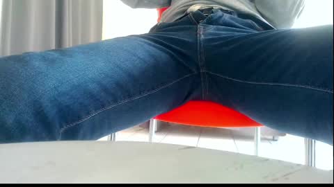 ssenzo online show from February 26, 2:46 pm