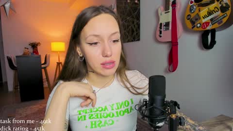 Snapshot of sshawty chatting on December 18, 12:18 pm Anni if Im offline for a long time Im depressed feel free to support me offline online show from December 18, 12:18 pm