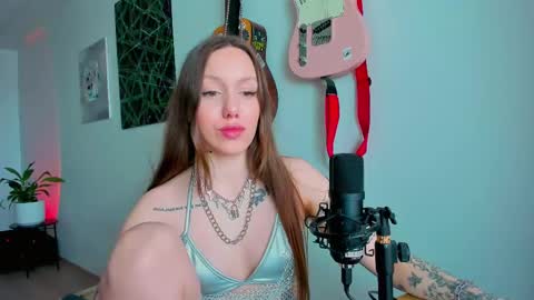 Snapshot of sshawty chatting on March 10, 12:04 pm Anni if Im offline for a long time Im depressed feel free to support me offline online show from March 10, 12:04 pm