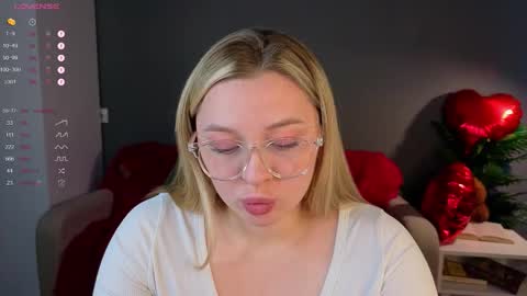 Kate online show from February 18, 11:17 am