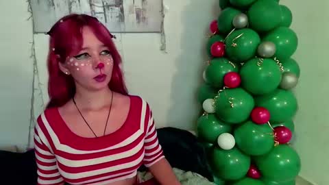 Snapshot of ssy_tgn chatting on December 22, 9:53 pm ssy tgn online show from December 22, 9:53 pm