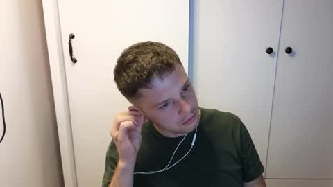 st1vemaster01 online show from September 27, 4:34 pm