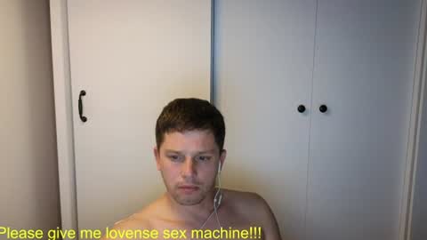 Snapshot of st1vemaster01 chatting on June 29, 1:33 pm st1vemaster01 online show from June 29, 1:33 pm