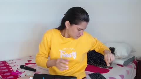 stacey_taylor7 online show from December 2, 12:18 pm