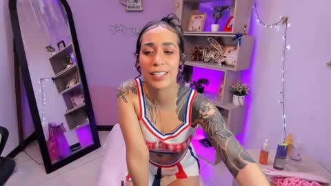 Stacey lee online show from February 12, 7:20 pm