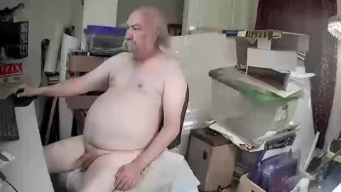 stache169 online show from October 16, 1:56 pm