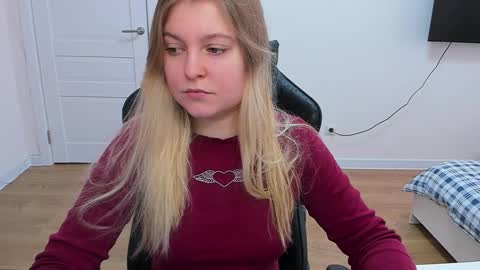 Stacy  online show from February 5, 9:57 am