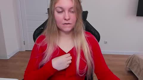 Stacy  online show from September 19, 11:00 am