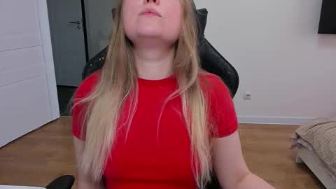 Stacy  online show from February 16, 11:06 am