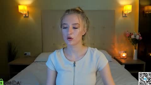 Stacy Mon Tue Wed Thu Fri Sun GMT GMT 3 1000am - 0400pm  online show from November 26, 9:21 am