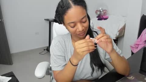 Snapshot of stacy_woods chatting on December 14, 2:28 am Zulma Yisset online show from December 14, 2:28 am