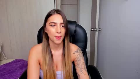 Stacy Conner online show from November 19, 8:42 pm