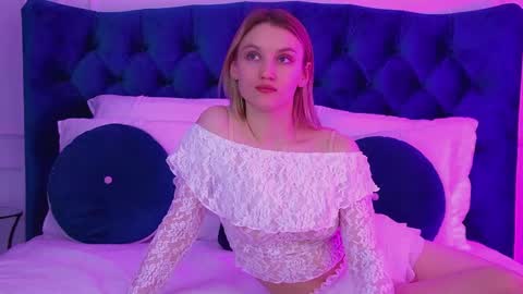 StacyEvances online show from March 7, 6:38 pm