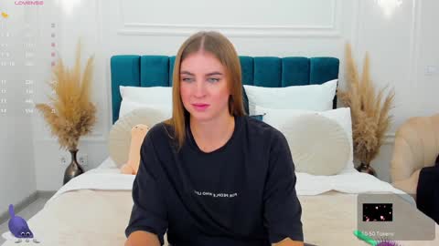 Snapshot of stacyjey chatting on December 4, 12:47 pm Stacy online show from December 4, 12:47 pm