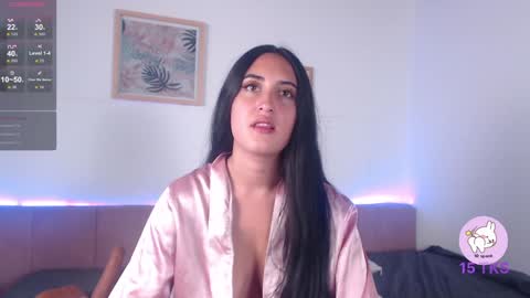 Snapshot of stacymaliibu chatting on January 18, 6:32 pm Stacy online show from January 18, 6:32 pm