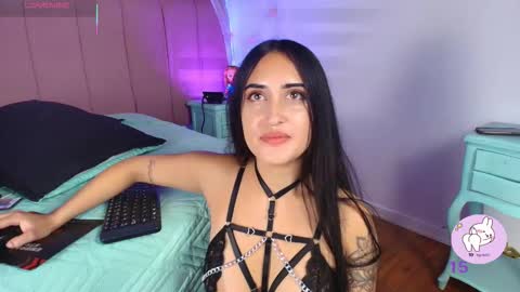 Snapshot of stacymaliibu chatting on October 22, 12:38 pm Stacy online show from October 22, 12:38 pm