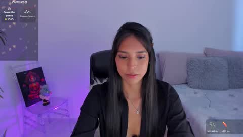 Snapshot of stacystark_ chatting on January 7, 9:28 pm carol online show from January 7, 9:28 pm