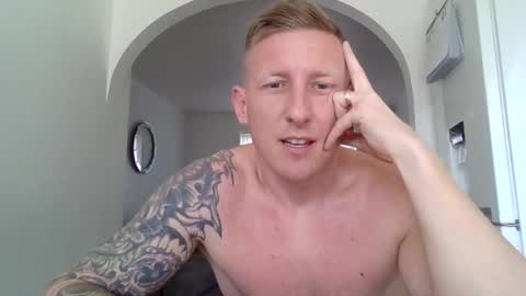 stanleyyyy26 online show from February 25, 11:31 am