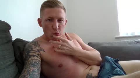 stanleyyyy26 online show from March 5, 12:12 pm