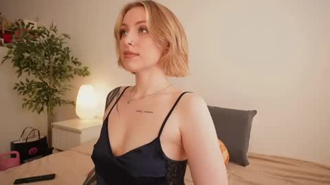 Kristina online show from April 27, 1:42 pm
