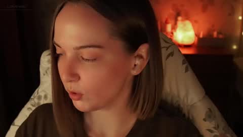 Alice online show from March 6, 1:46 pm