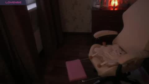 Alice online show from April 19, 12:26 pm