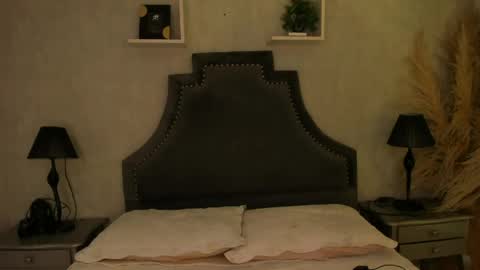 Snapshot of starbutterflyy_ chatting on June 1, 4:47 am STAR online show from June 1, 4:47 am